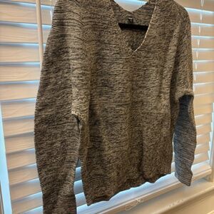 Women's Uniqlo Knit Swearer Size XS